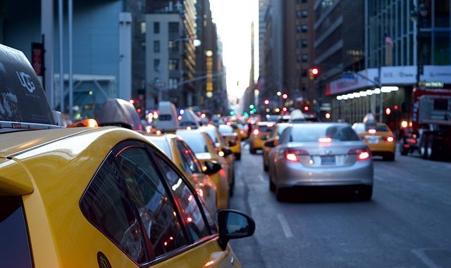 taxi-1209542_640